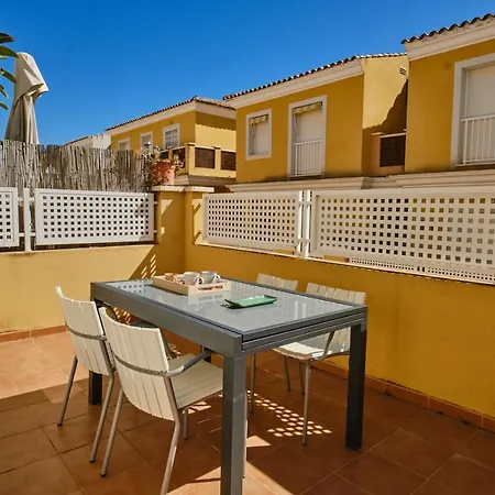 Zurine's Adosado Holiday home